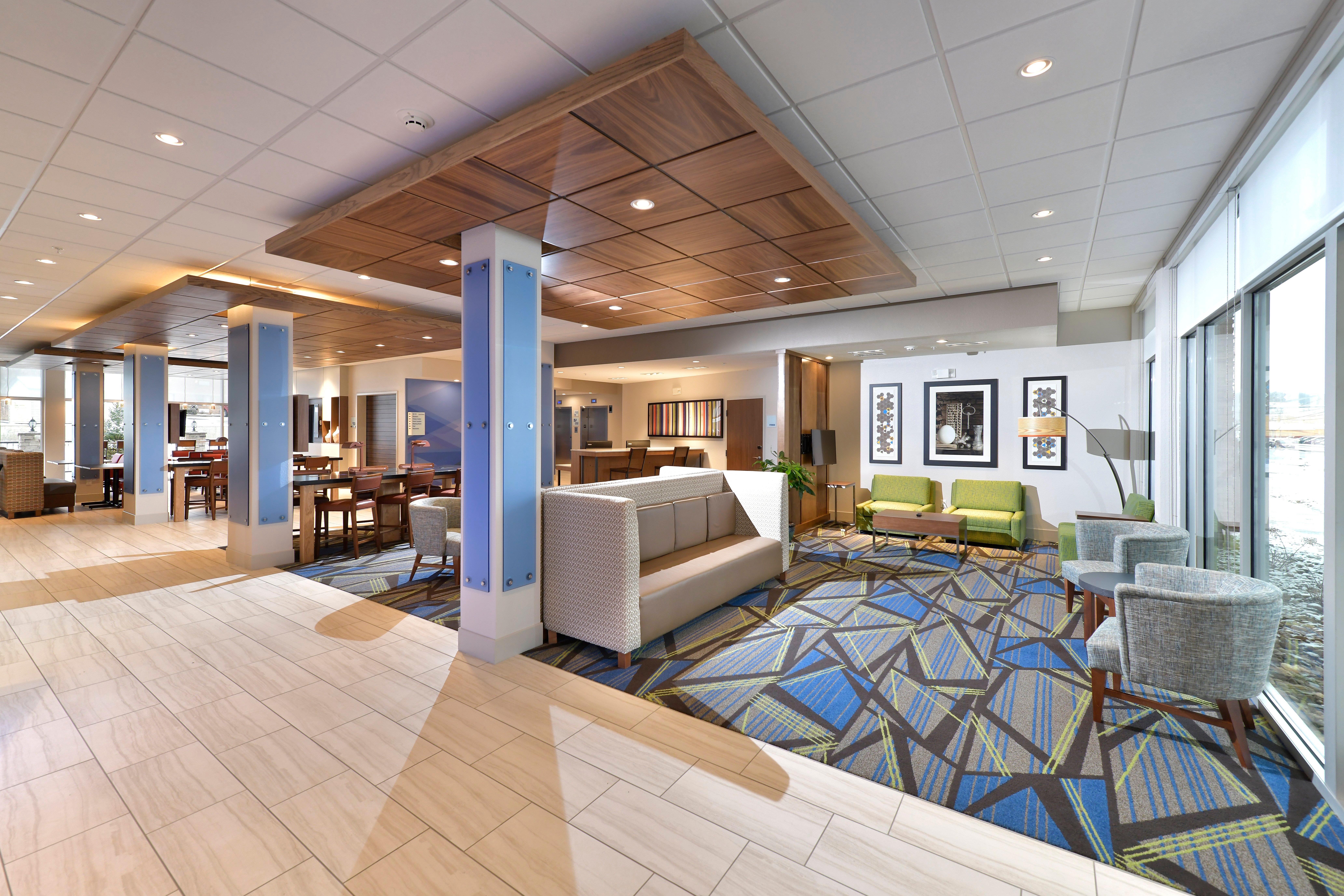 Holiday Inn Express & Suites - Millersburg By Ihg Exterior foto